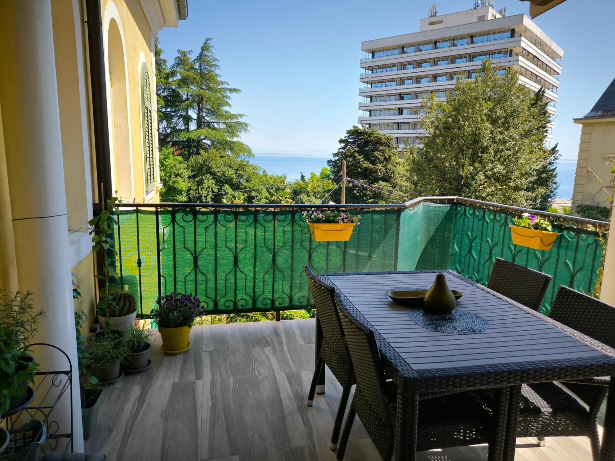 Apartment Matea Opatija Ngoại thất bức ảnh